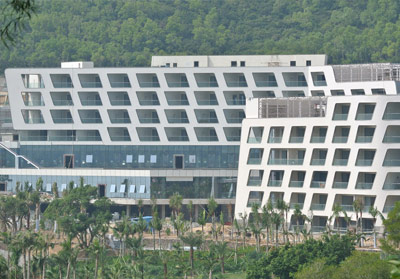 珠(zhū)海格力南沙灣大酒店外牆及(jí)内牆陽(yáng)台